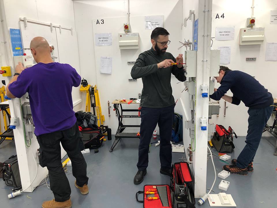 Electrician courses / Spaces available on our Level 2 Electrician Course!