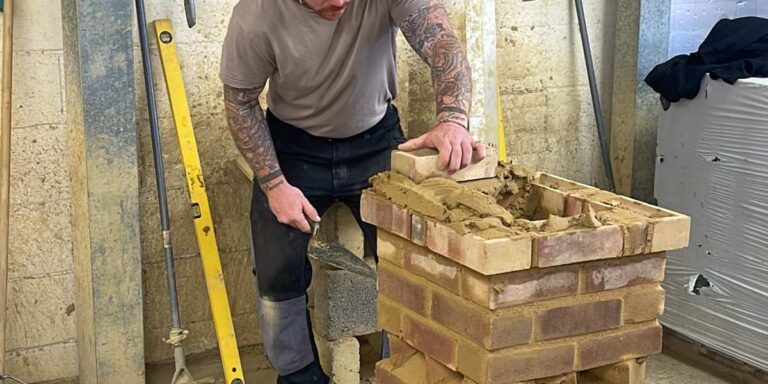 Which bricklaying course should I choose?