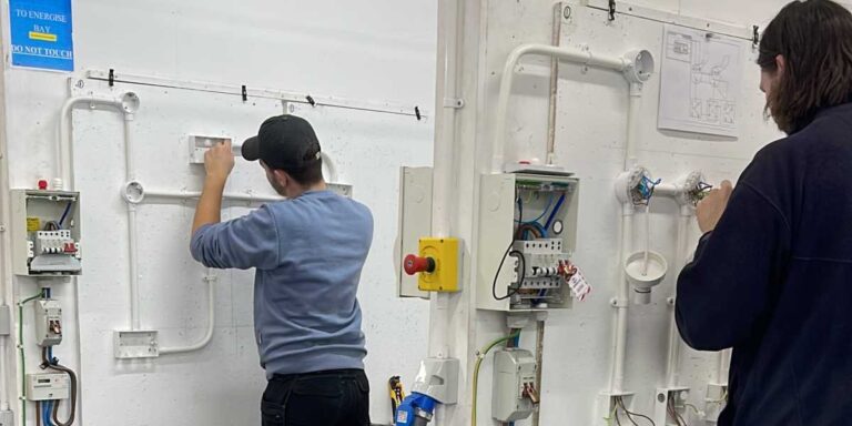 How to choose the right training for your career in electrical